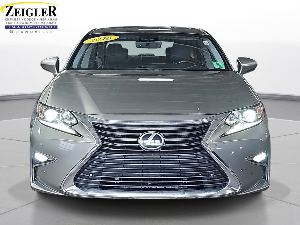 2016 LEXUS ES - Image 2