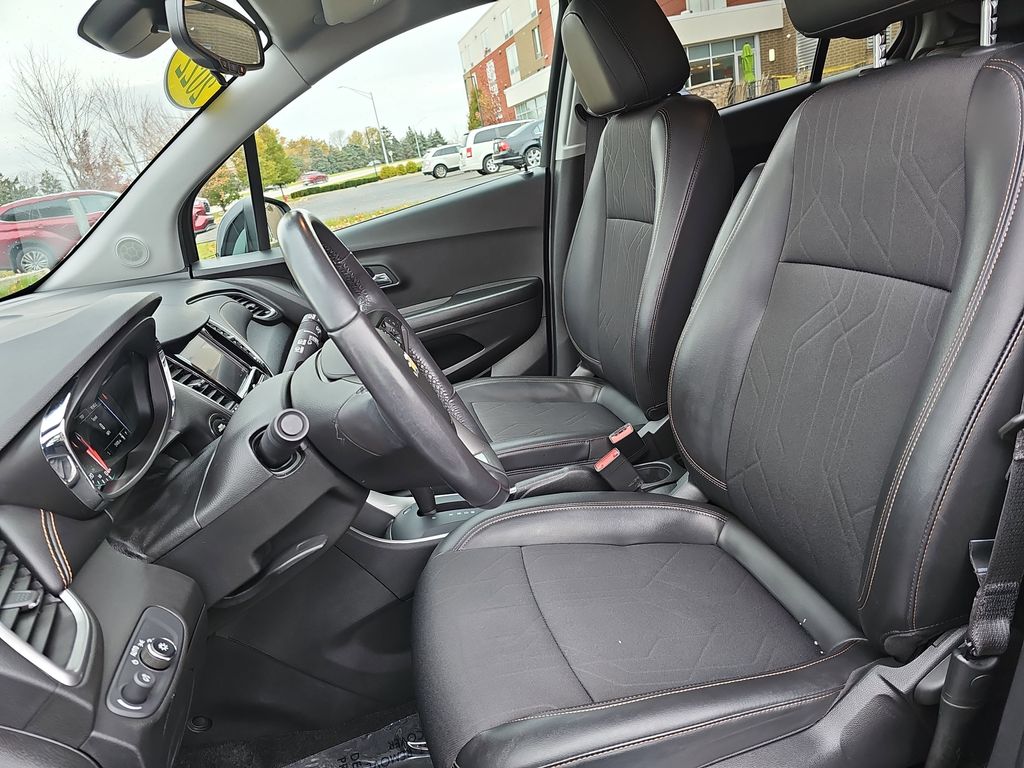 2022 CHEVROLET TRAX - Image 14