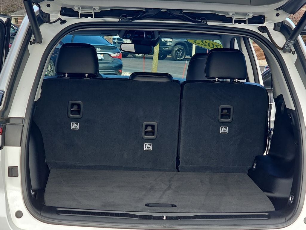 2023 JEEP GRAND CHEROKEE - Image 12