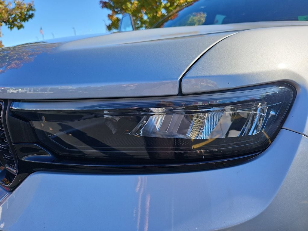 2023 JEEP GRAND CHEROKEE - Image 31