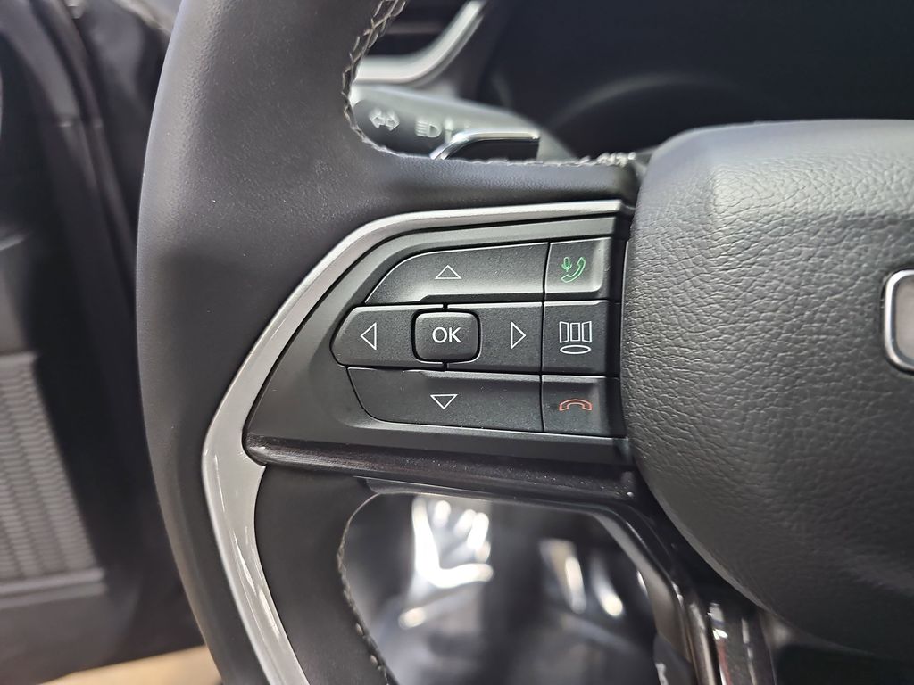 2023 JEEP GRAND CHEROKEE L - Image 19