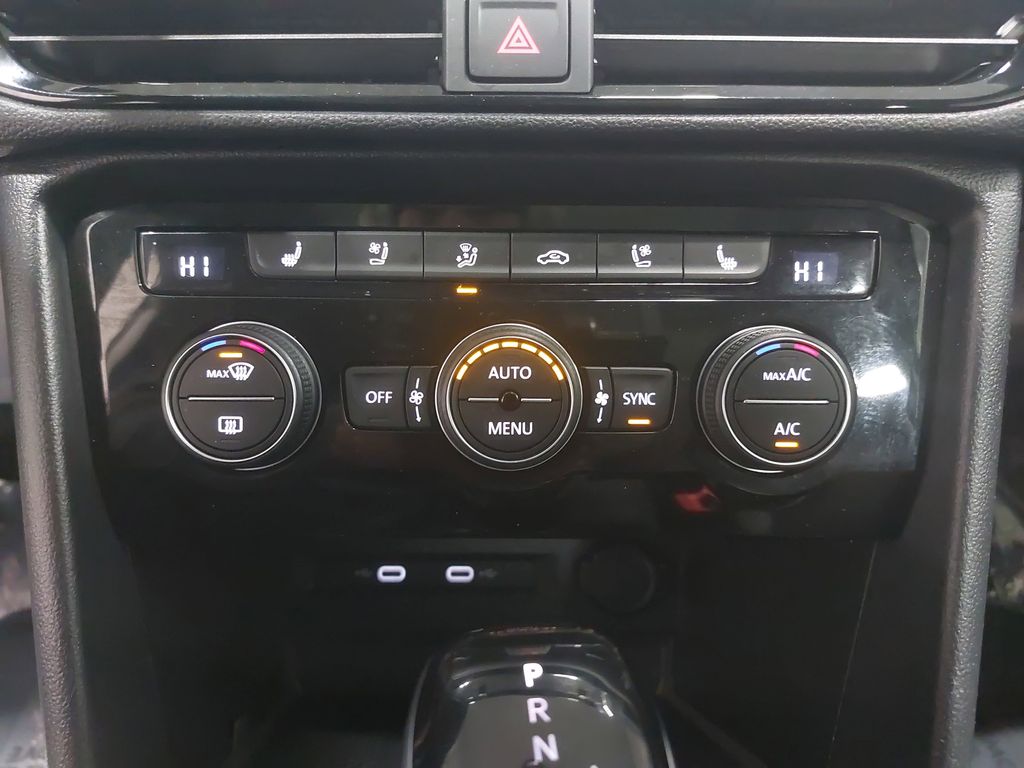 2022 VOLKSWAGEN TAOS - Image 20