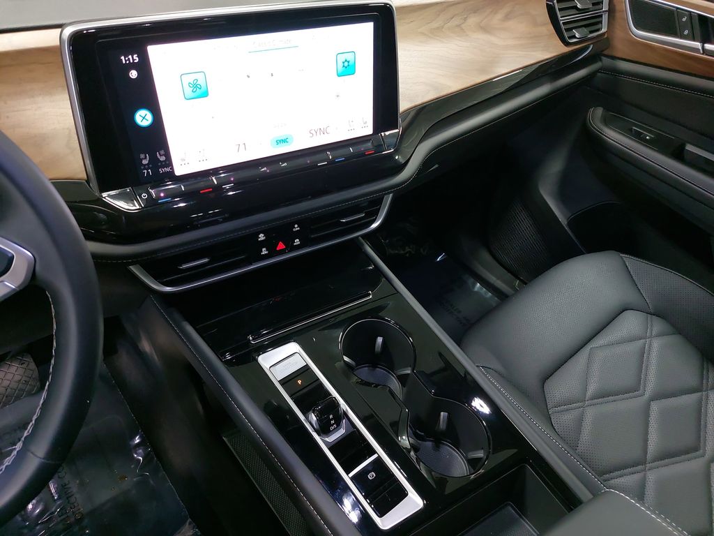 2025 VOLKSWAGEN ATLAS - Image 25