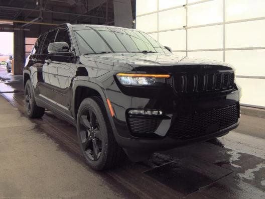 2023 JEEP GRAND CHEROKEE - Image 1