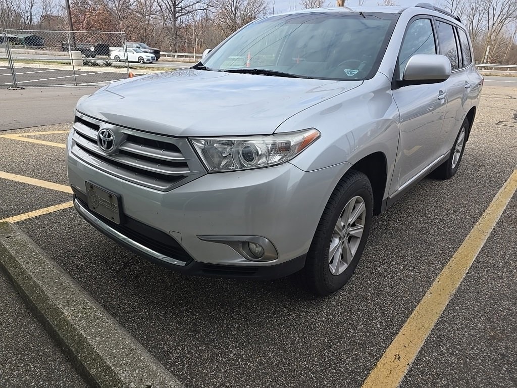Used 2012 Toyota Highlander  with VIN 5TDBK3EH3CS103790 for sale in Holland, MI