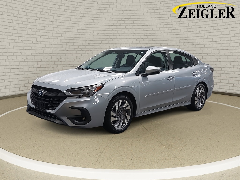 2024 Subaru Legacy Limited's photo