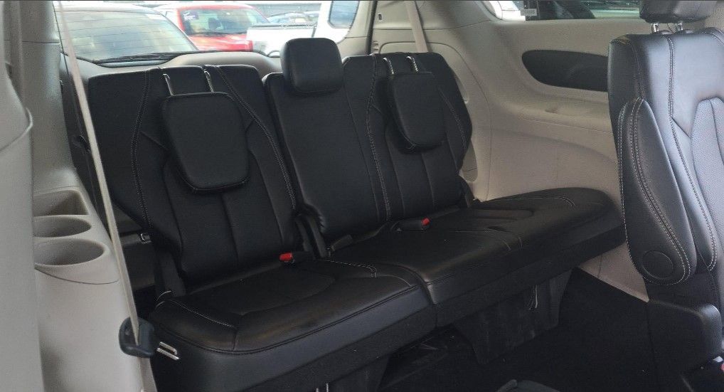 2024 CHRYSLER PACIFICA - Image 17