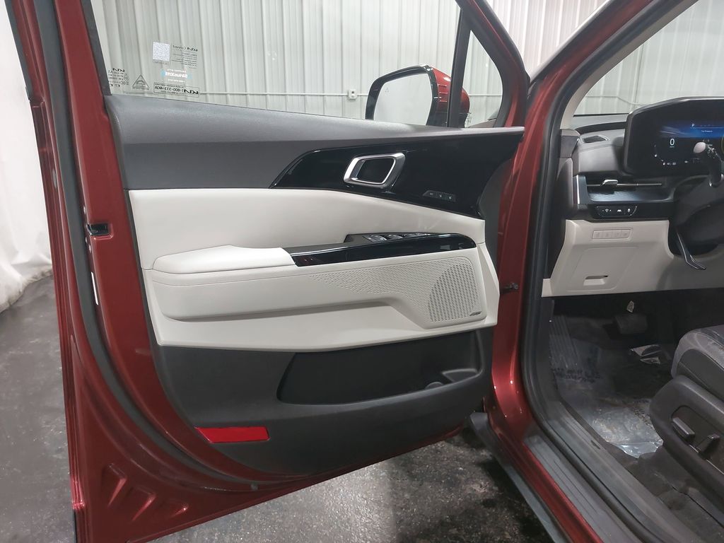 2023 KIA CARNIVAL - Image 29