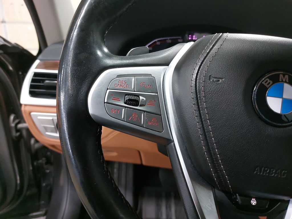 2020 BMW 750I - Image 15