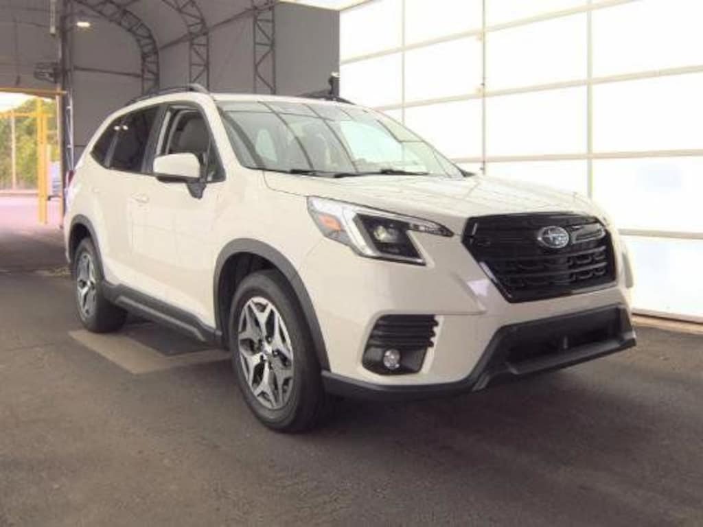 Used 2024 Subaru Forester Premium SUV