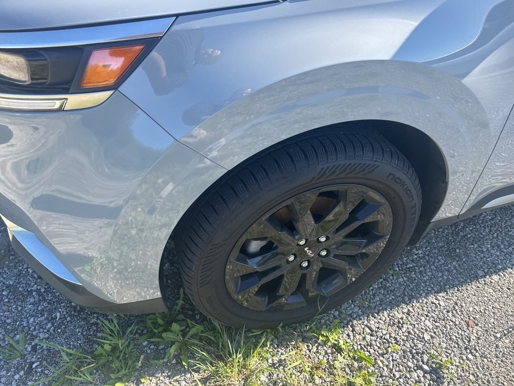 Used 2024 Kia Carnival SX with VIN KNDNE5H30R6353206 for sale in Holland, MI