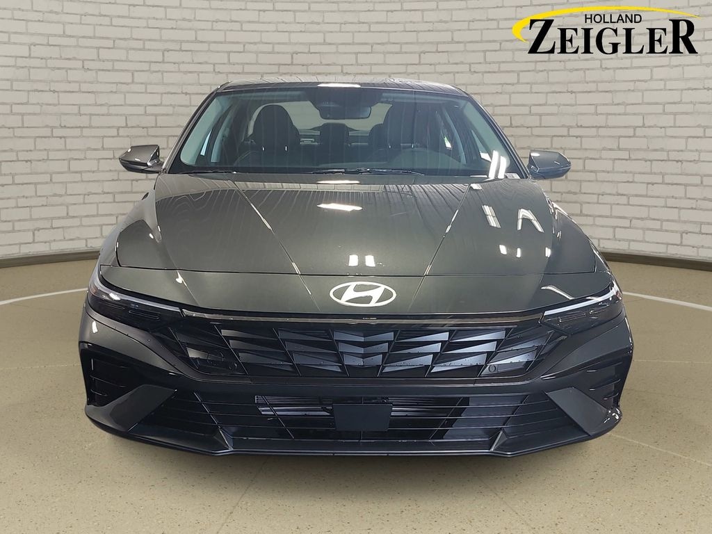 New 2026 Hyundai Elantra Limited Sedan