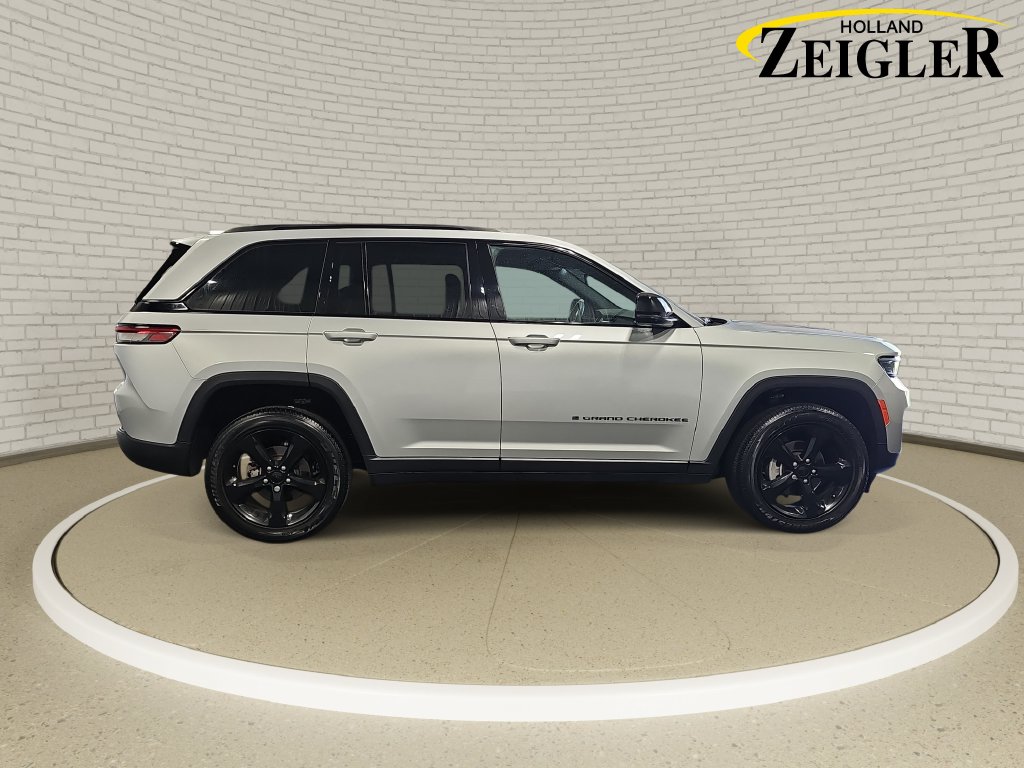 Used 2023 Jeep Grand Cherokee Altitude X SUV