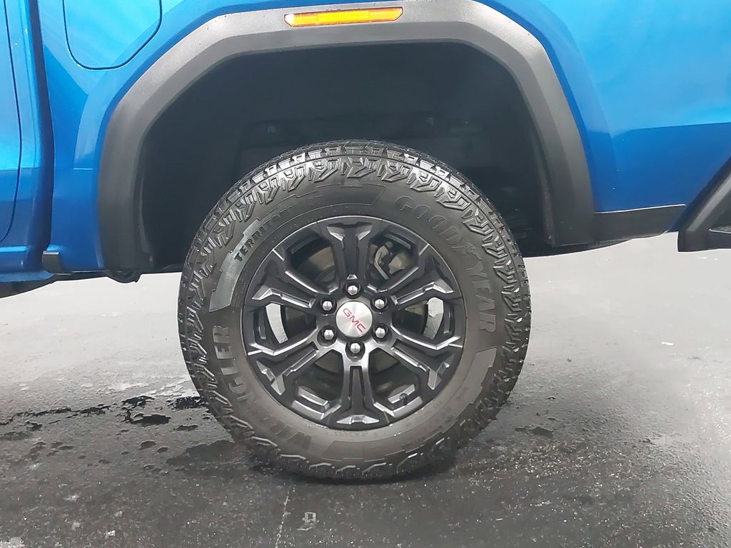 2023 GMC CANYON - Image 33