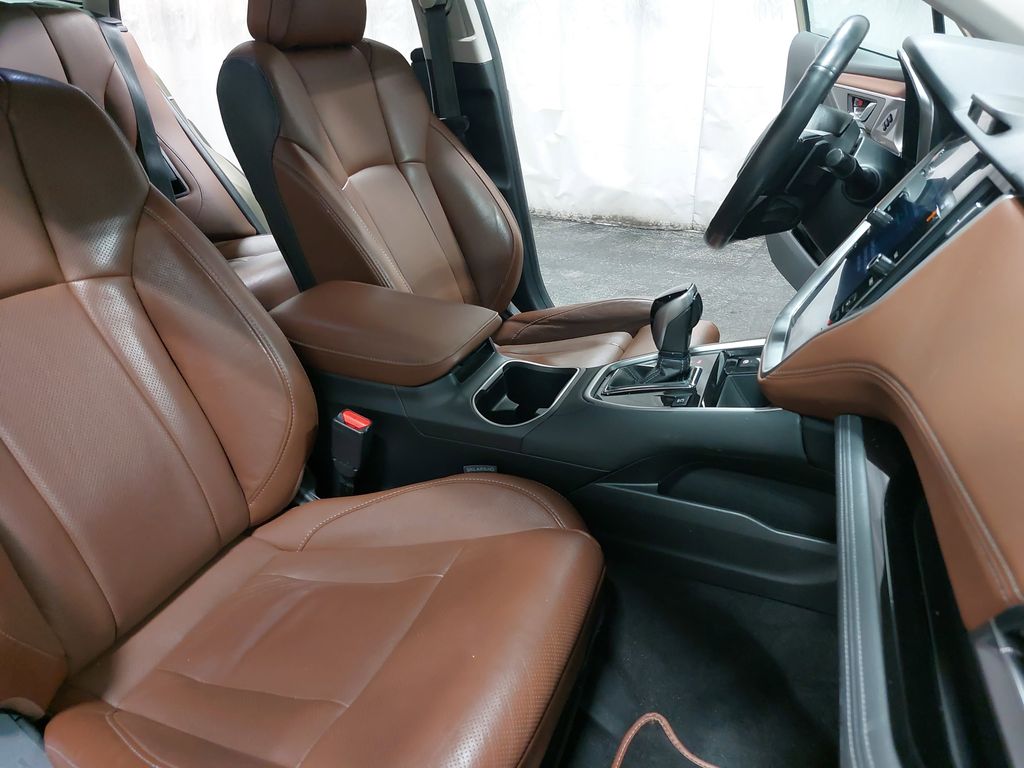 2024 SUBARU OUTBACK - Image 10