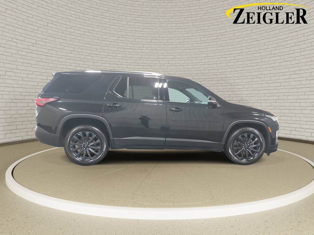 Used 2023 Chevrolet Traverse RS SUV