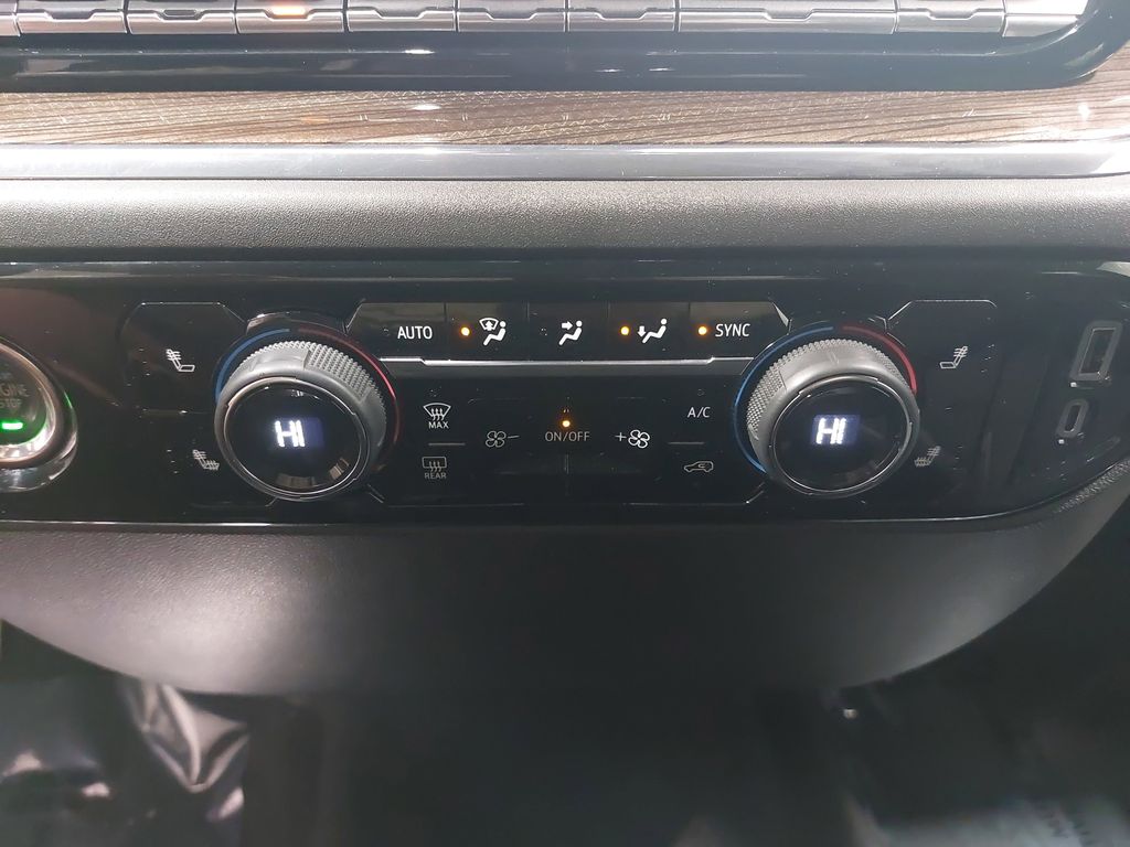 2023 CHEVROLET SILVERADO - Image 21