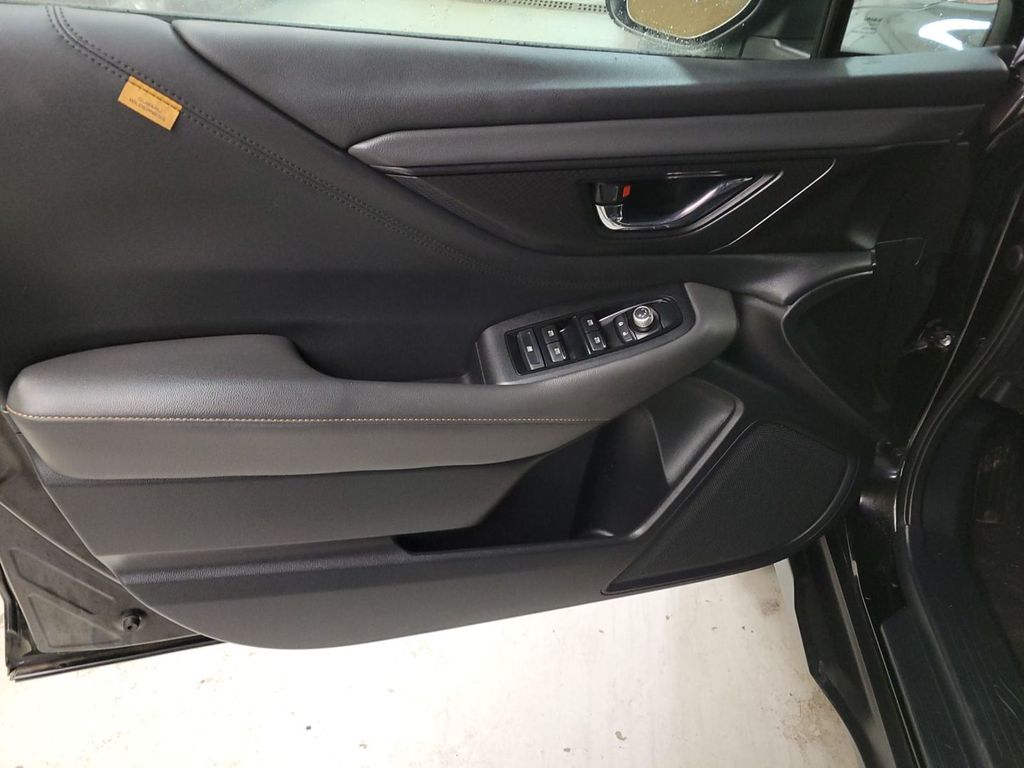 2022 SUBARU OUTBACK - Image 16