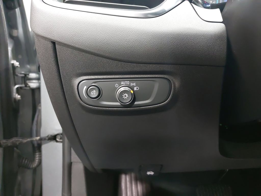 2024 CHEVROLET EQUINOX - Image 26