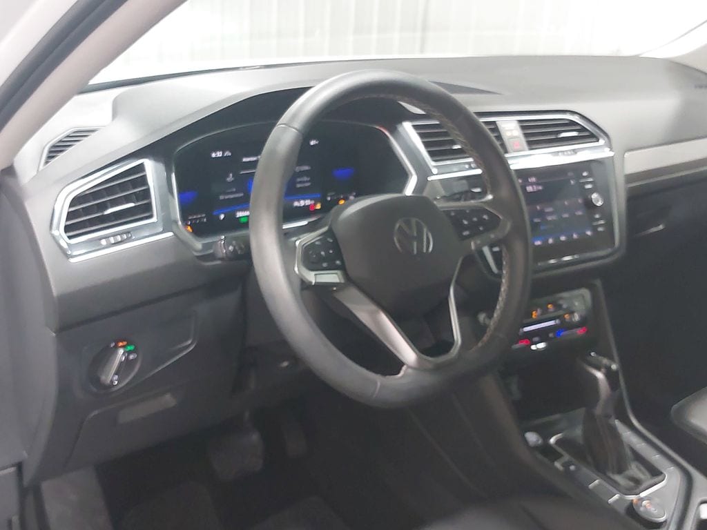2022 VOLKSWAGEN TIGUAN - Image 15