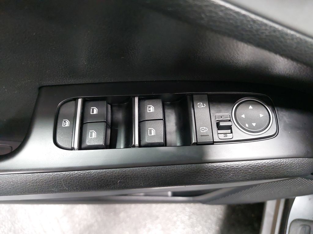 2024 KIA SOUL - Image 27
