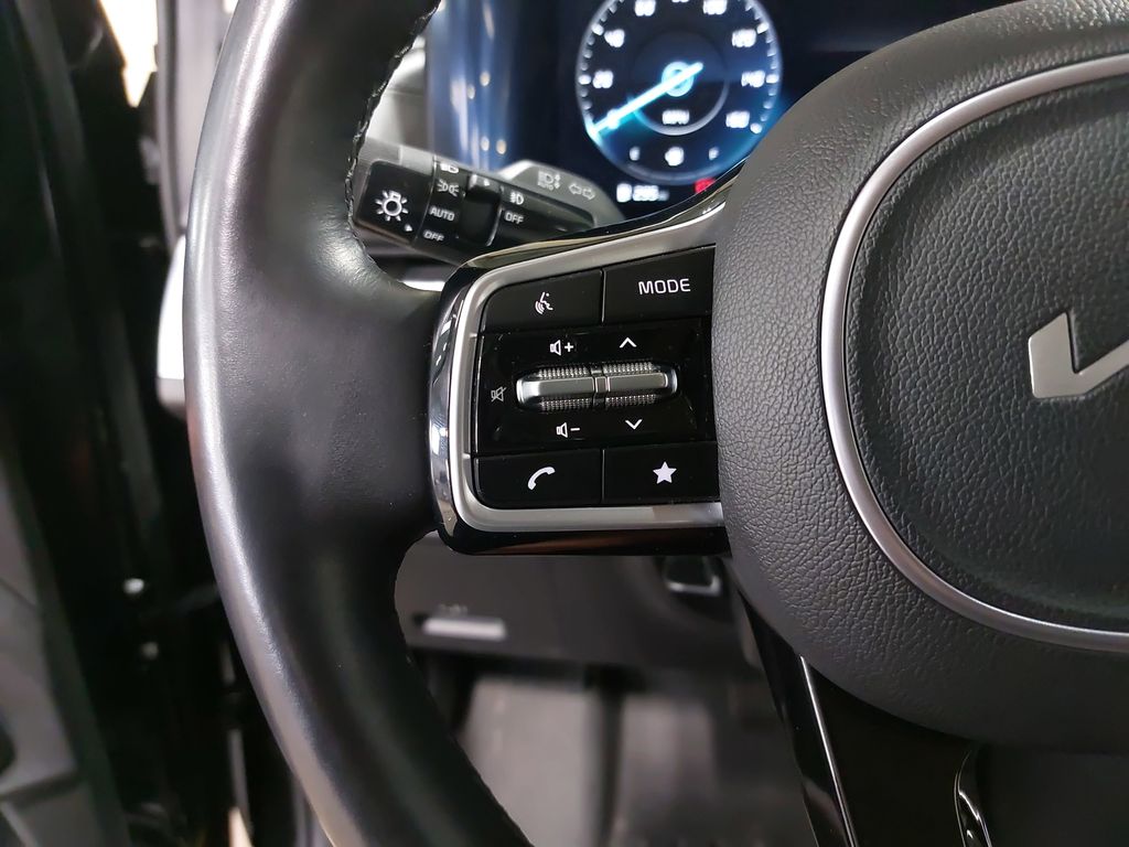2024 KIA CARNIVAL - Image 18