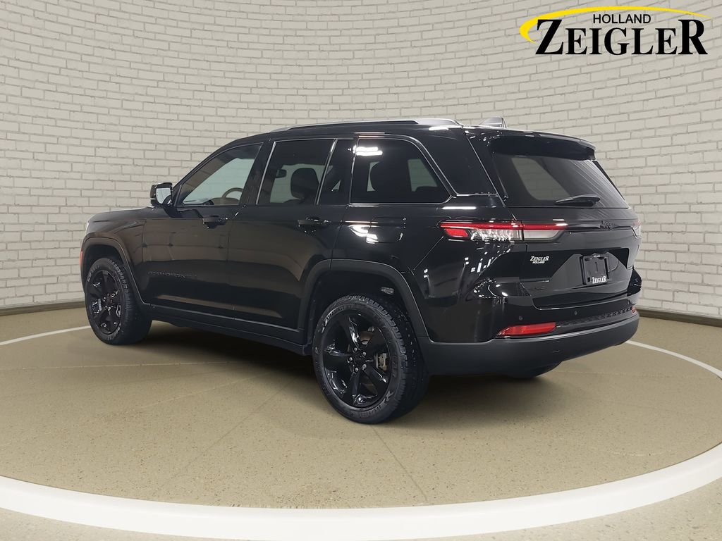 2023 JEEP GRAND CHEROKEE - Image 7