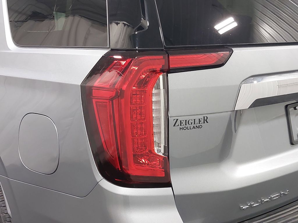 2024 GMC YUKON - Image 38
