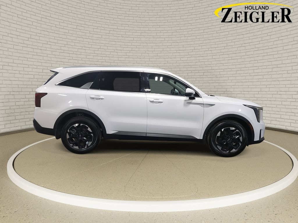 New 2026 Kia Sorento S SUV