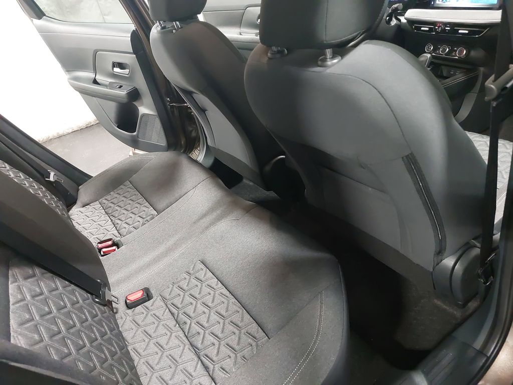 2025 NISSAN KICKS MPV - Image 11