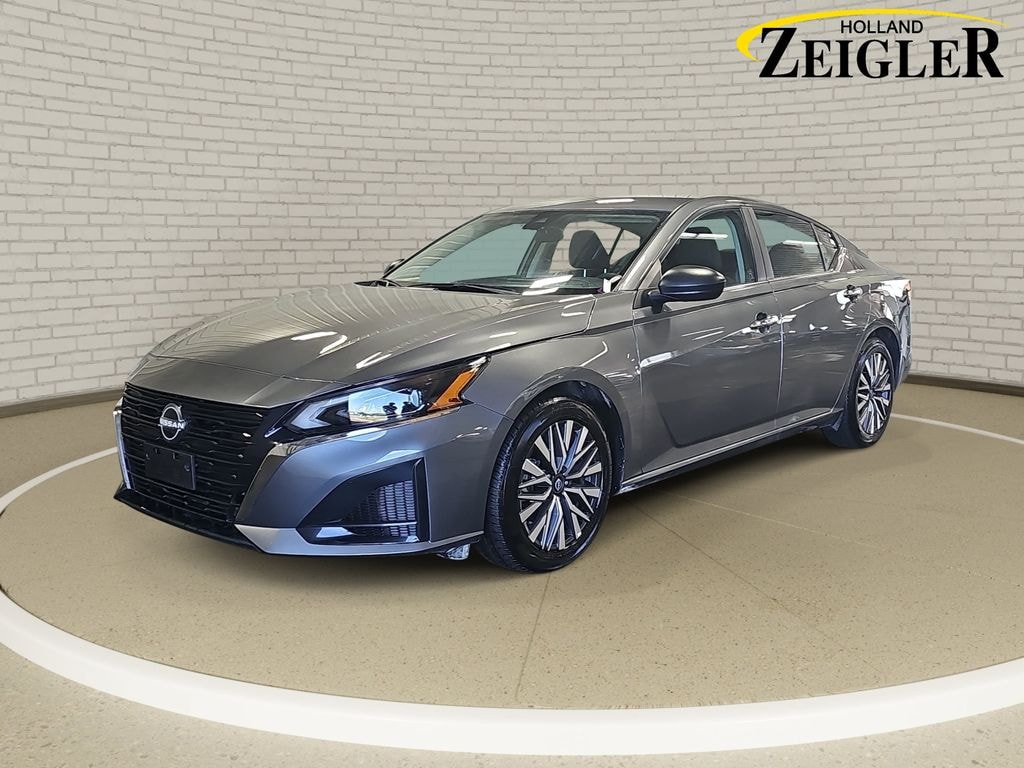 Certified 2025 Nissan Altima 2.5 SV Sedan