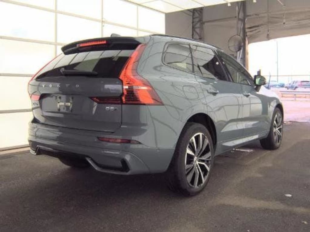 Used 2023 Volvo XC60 B5 Plus Dark Theme SUV