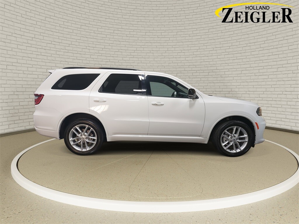 2025 Dodge Durango GT photo 3