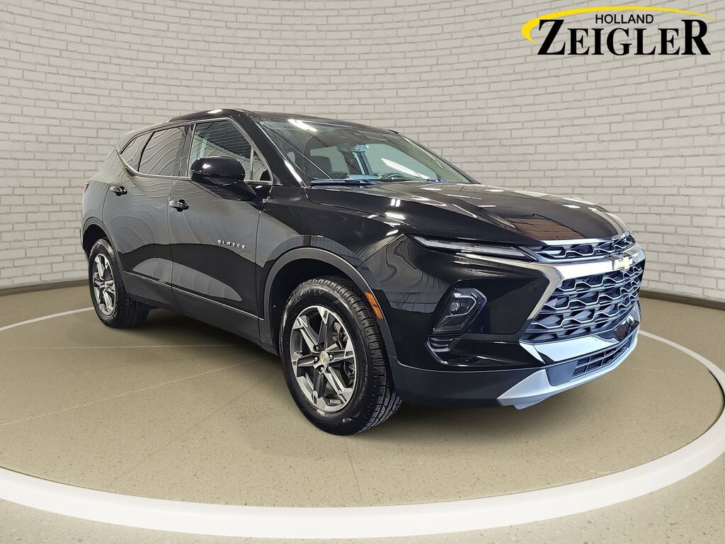 Used 2025 Chevrolet Blazer LT SUV