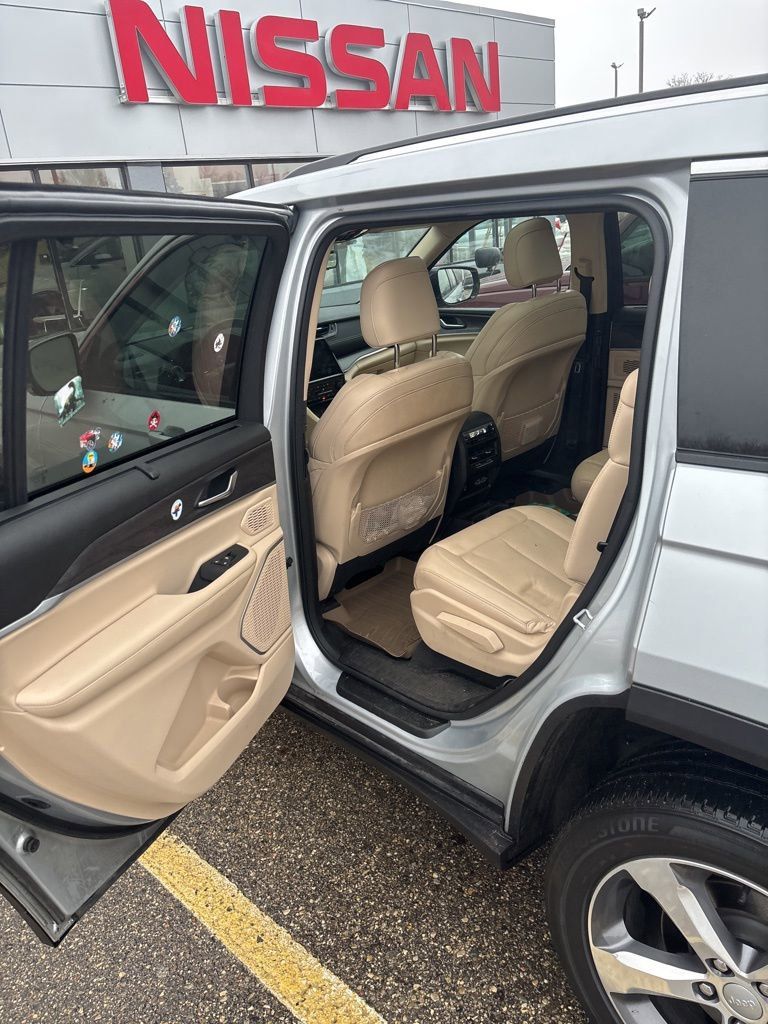 2021 JEEP GRAND CHEROKEE L - Image 10