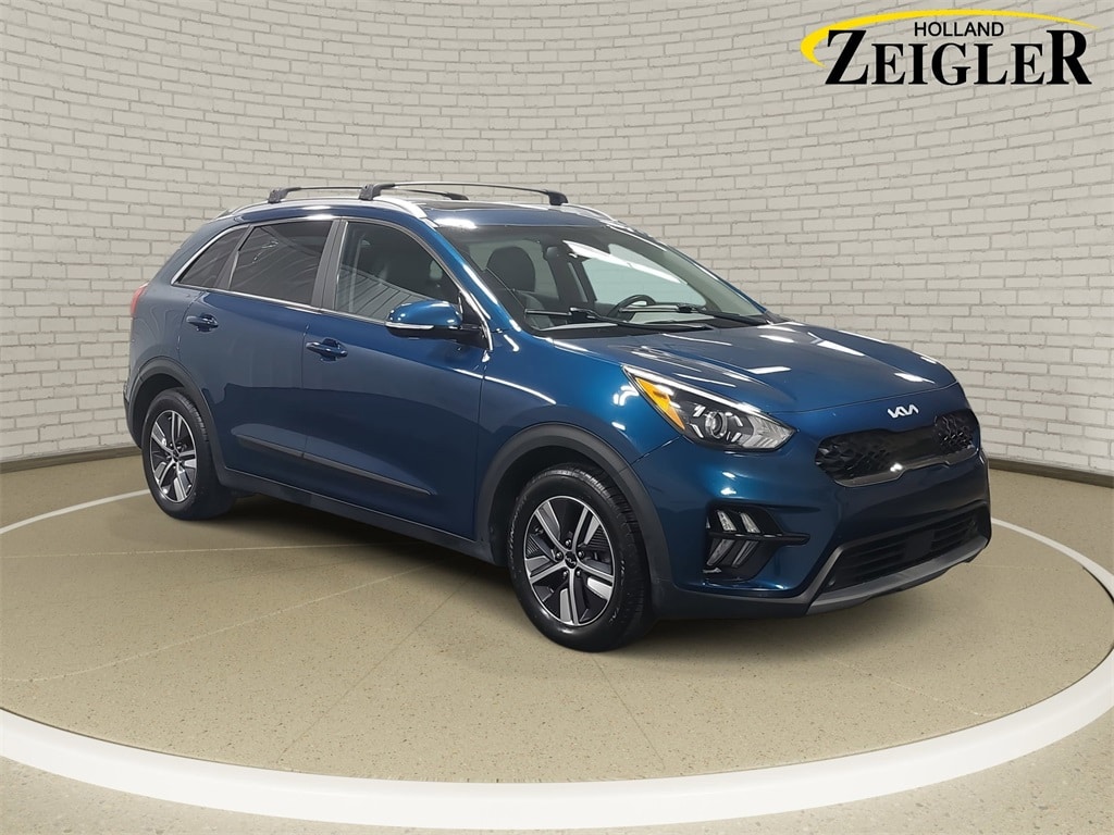 Used 2022 Kia Niro Plug-In Hybrid EX Premium SUV