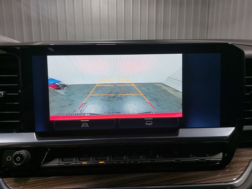 2023 CHEVROLET SILVERADO - Image 24