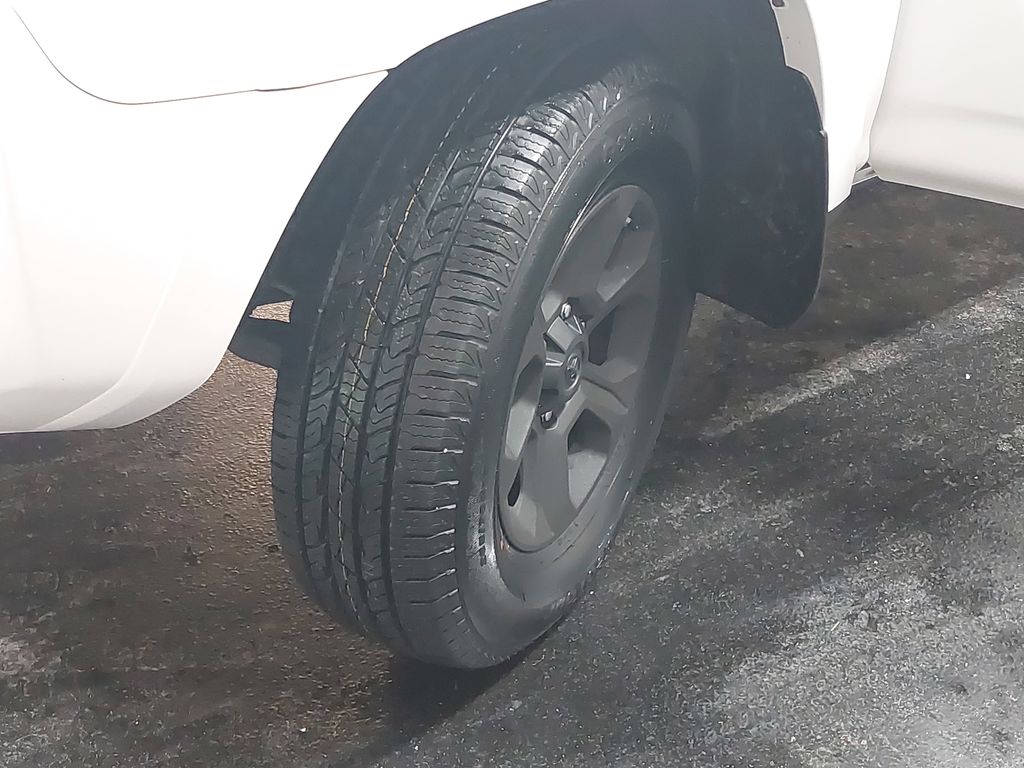 2021 TOYOTA 4RUNNER - Image 34