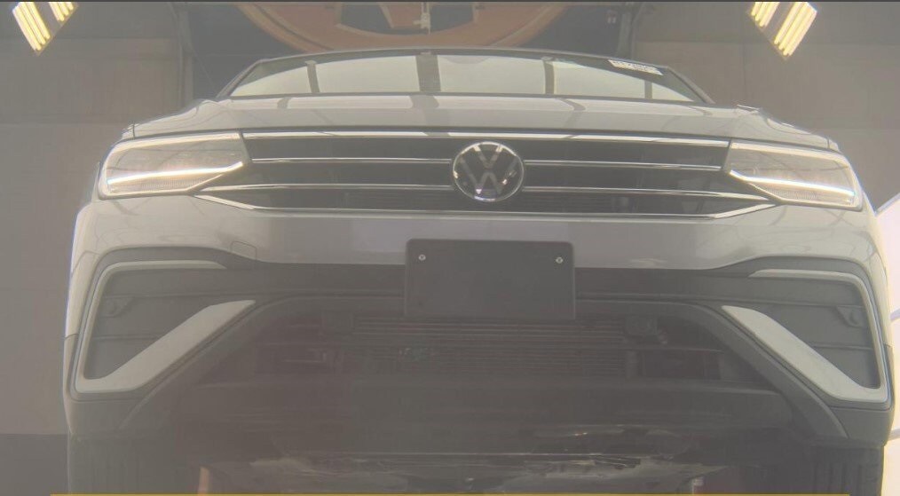 2022 Volkswagen Tiguan SE photo 3