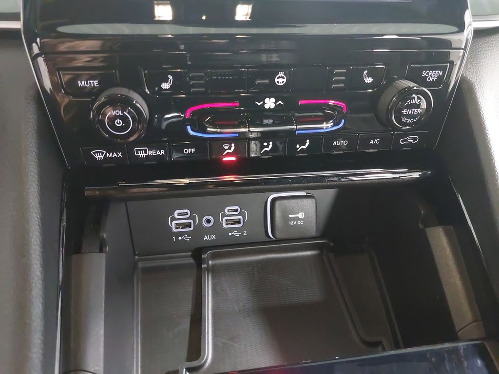 2023 JEEP GRAND CHEROKEE - Image 21