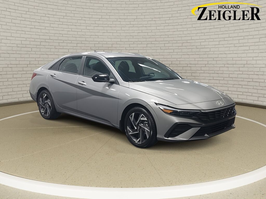 New 2025 Hyundai Elantra SEL Sport Sedan