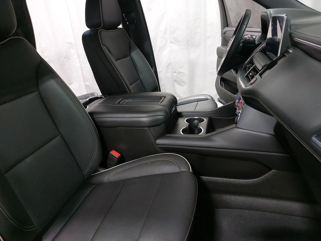 2023 GMC YUKON - Image 10