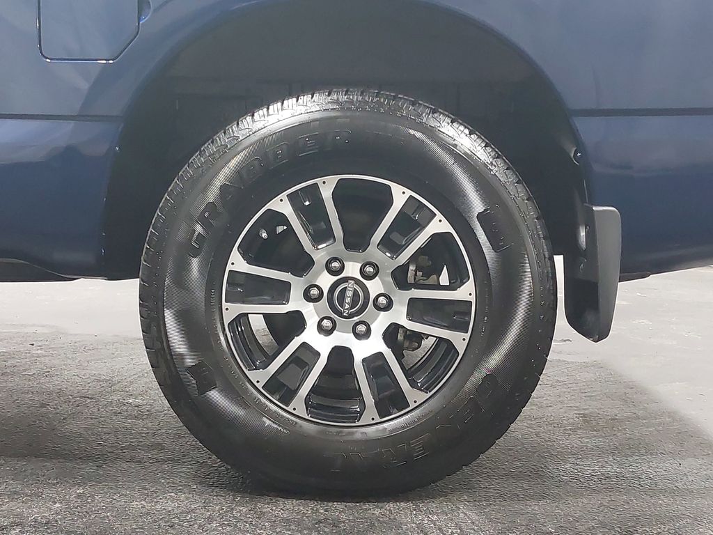 2024 NISSAN TITAN - Image 32