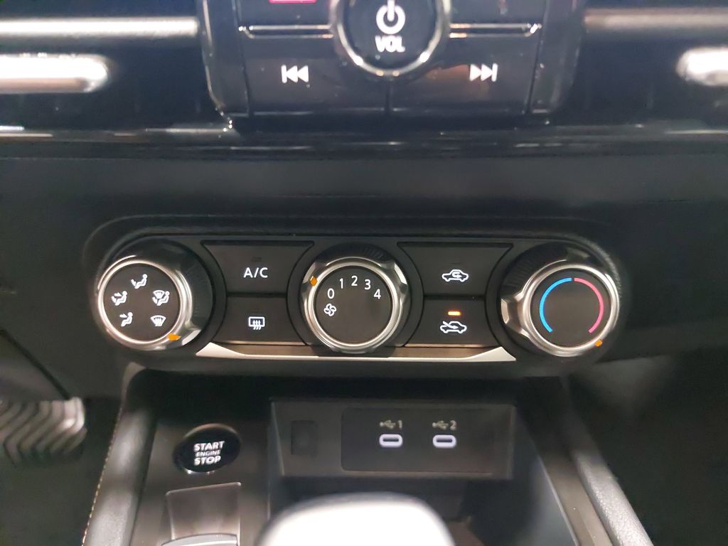 2025 NISSAN KICKS MPV - Image 20