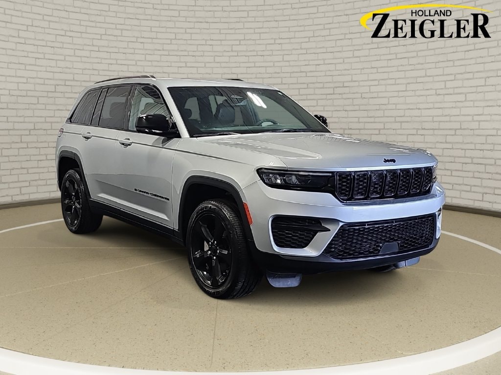 Used 2023 Jeep Grand Cherokee Altitude X SUV