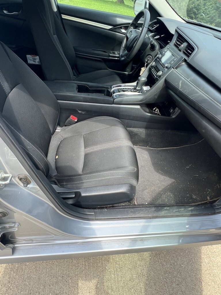 2018 Honda Civic LX photo 3