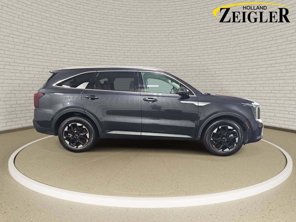 Certified 2025 Kia Sorento S SUV