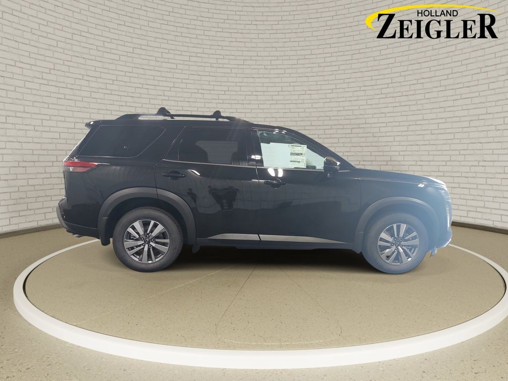 New 2026 Nissan Pathfinder SL SUV