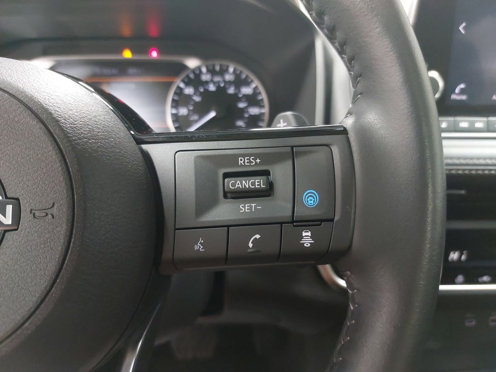 2023 NISSAN ROGUE - Image 18