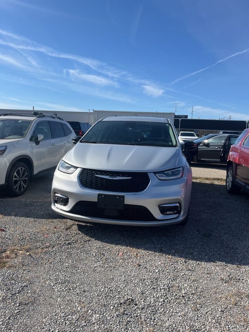 Used 2024 Chrysler Pacifica Touring L Minivan/Van